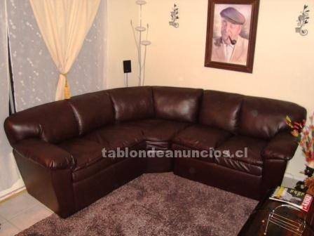 Foto Vendo sofa 2 cuerpos, curvo, color café marrón.