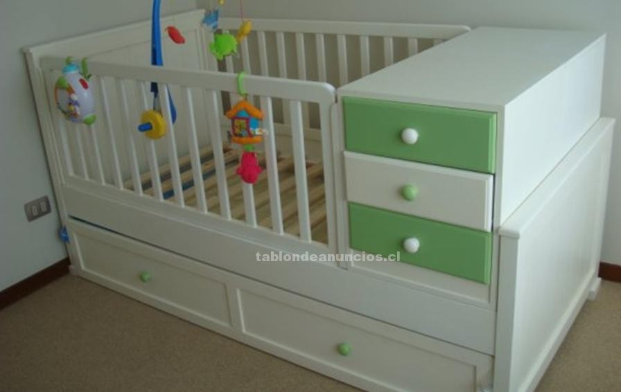 Foto Cunas de bebe, muebles de madera para su habitación